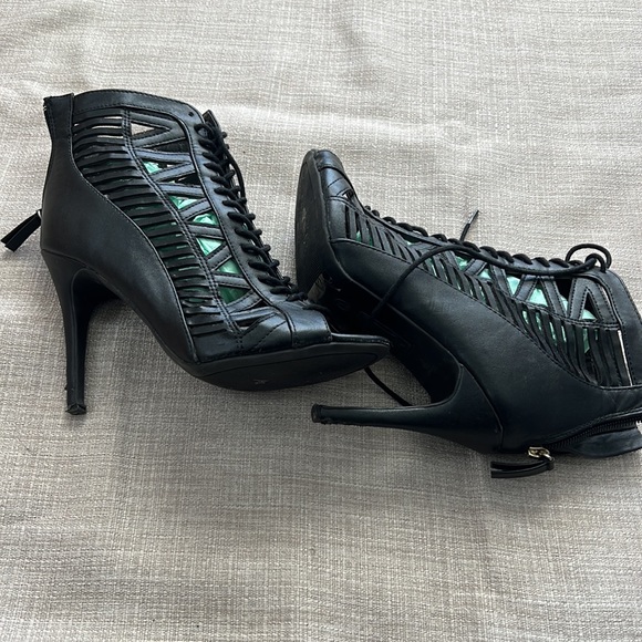 Anne Michelle 7 Black heels - Picture 4 of 4